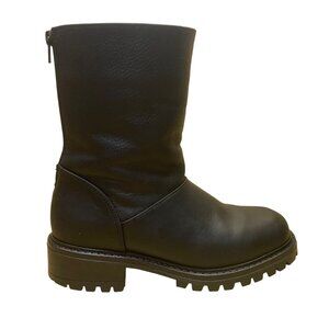 L.L. Bean Women’s Black Leather Back Zip Closure Lug Sole Mid-Calf Boots Size 7M